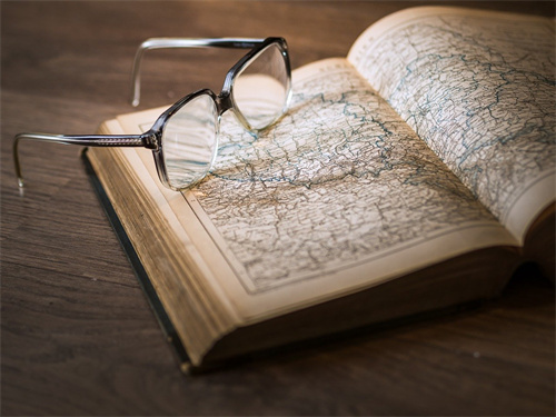 学校正式回应图书馆播放《一路生花》:旨在营造温馨学习氛围